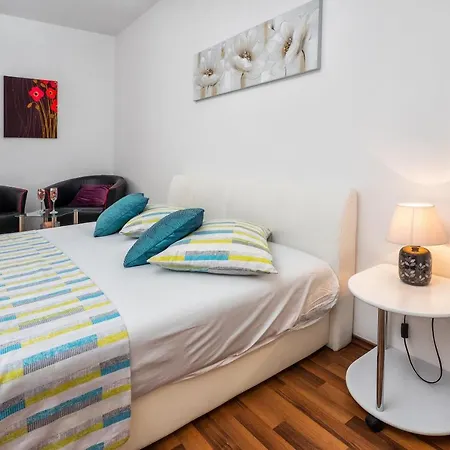 Apartment Teo